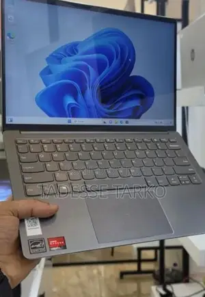 New Laptop Lenovo Ideapad 3 16GB AMD Ryzen 7 SSD 512GB