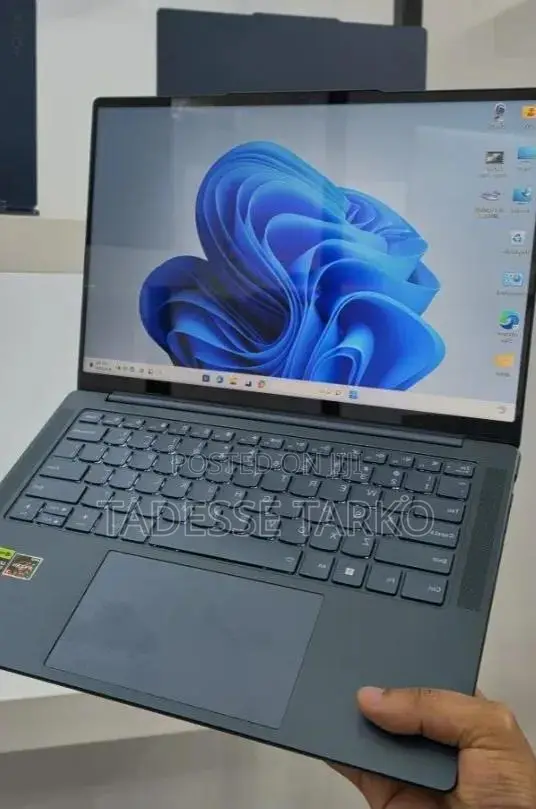 New Laptop Lenovo Yoga 2 16GB AMD Ryzen 7 SSD 512GB