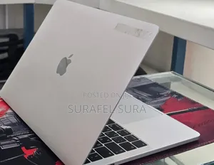 New Laptop Apple MacBook Pro 2018 16GB Intel Core i5 SSD 256GB