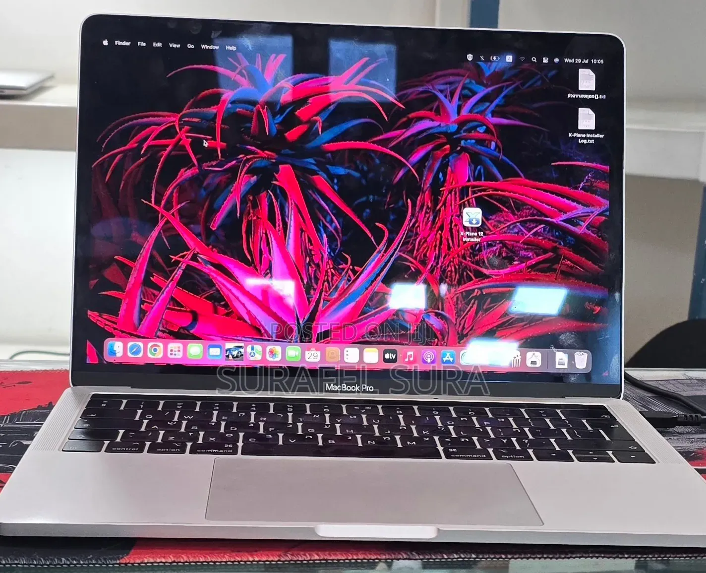 New Laptop Apple MacBook Pro 2018 16GB Intel Core i5 SSD 256GB