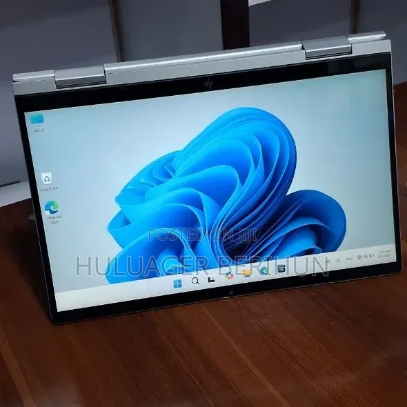 New Laptop HP Envy x360 8GB Intel Core i5 SSD 512GB