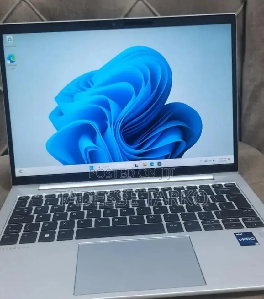 New Laptop HP EliteBook 630 G10 16GB Intel Core i5 SSD 512GB