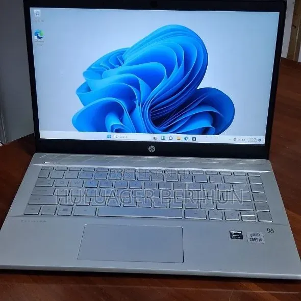 New Laptop HP Pavilion 14 8GB Intel Core i5 SSD 512GB