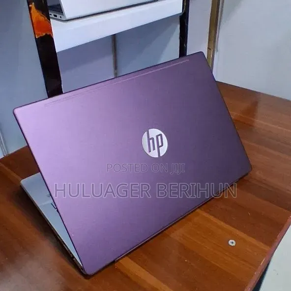 New Laptop HP Pavilion 14 8GB Intel Core i5 SSD 512GB