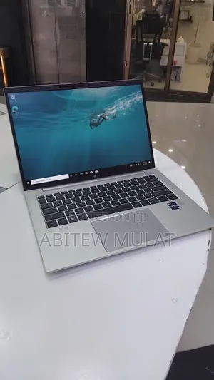 New Laptop HP EliteBook 840 G10 16GB Intel Core i7 SSD 512GB