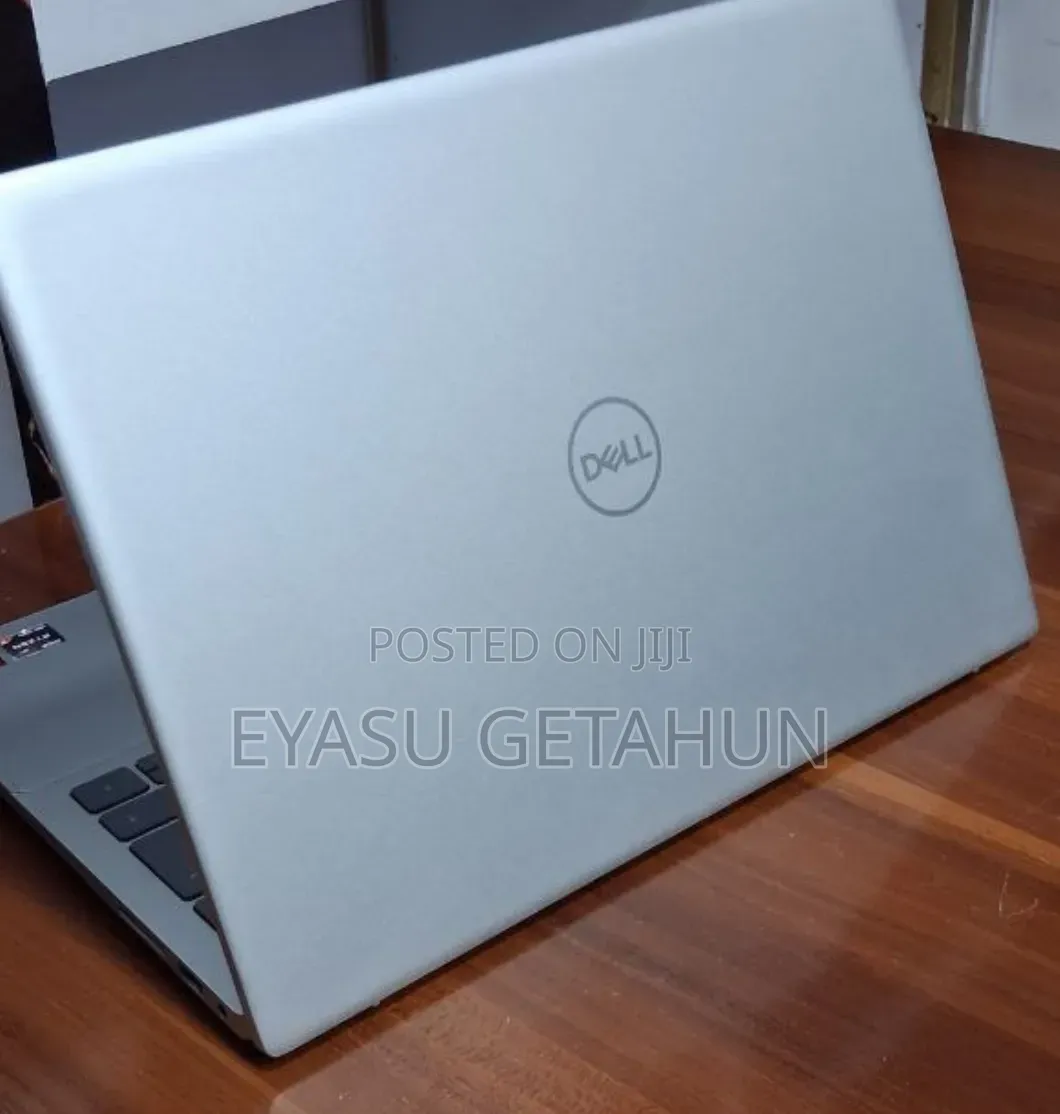 New Laptop Dell Inspiron 15 16GB AMD Ryzen 7 SSD 1T