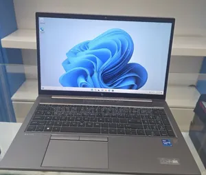 New Laptop HP EliteBook 840 G7 16GB Intel Core i5 SSD 512GB
