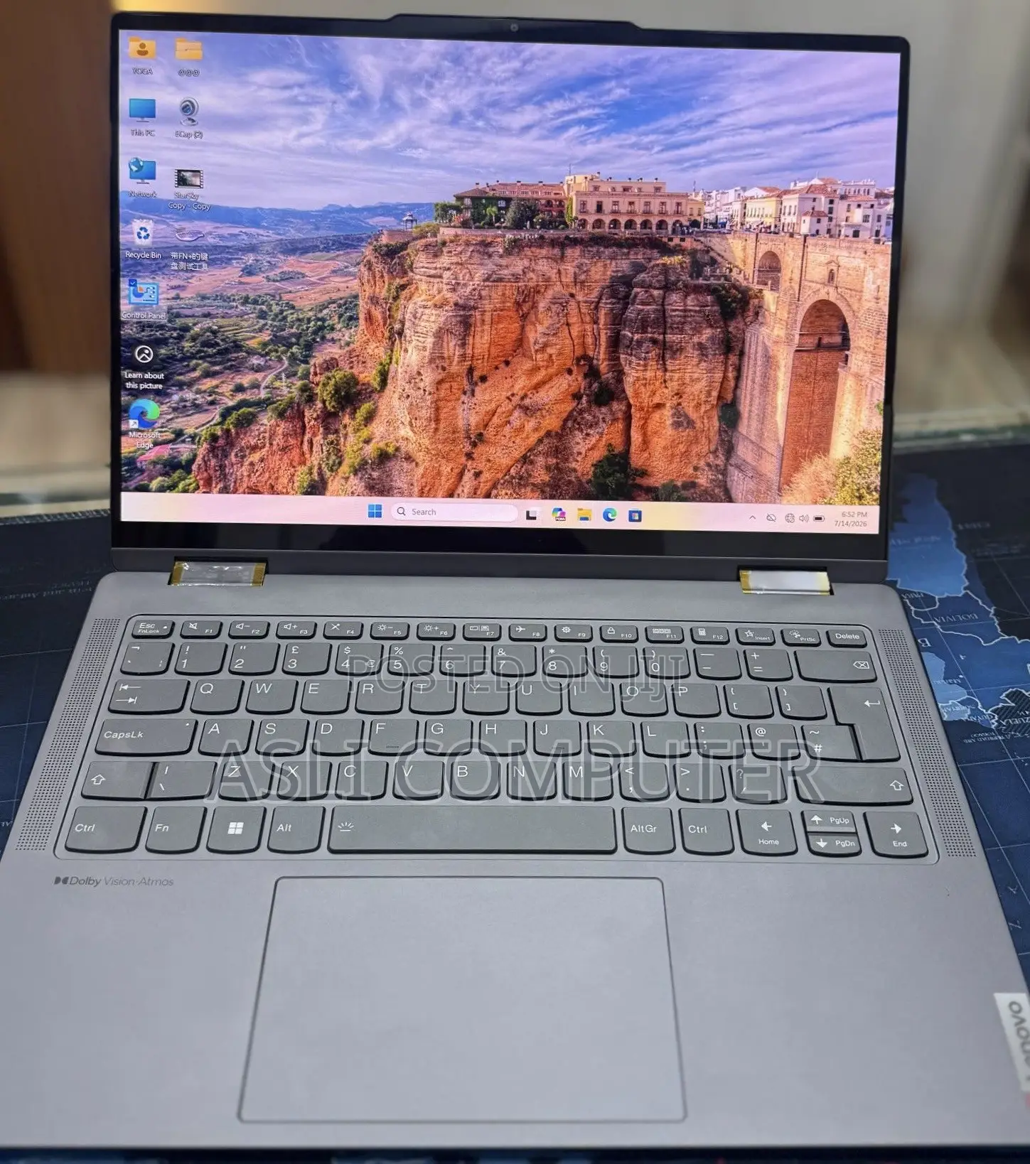 New Laptop Lenovo 16GB AMD Ryzen 7 SSD 512GB