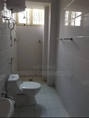 2bdrm Apartment in የተባበሩት, Yeka for sale