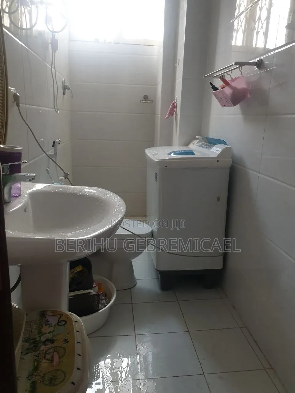 2bdrm Apartment in የተባበሩት, Yeka for sale