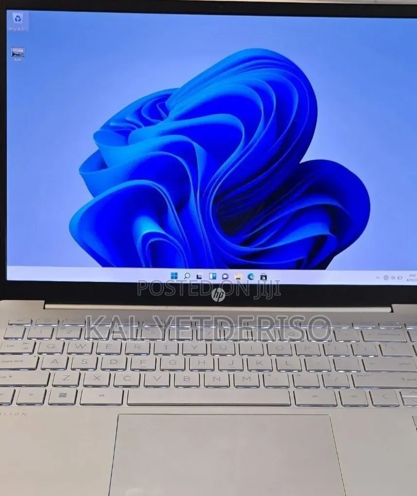 New Laptop HP Pavilion 14 16GB Intel Core i7 SSD 512GB