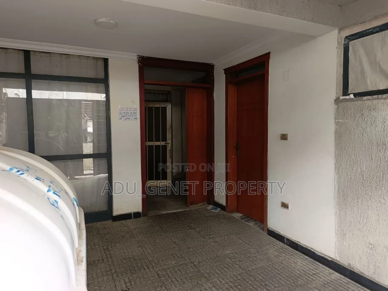 Furnished 7bdrm House in Yeka for sale