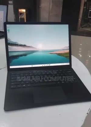 New Laptop Microsoft Surface Laptop 3 8GB Intel Core i5 SSD 256GB