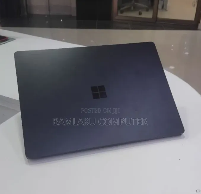 New Laptop Microsoft Surface Laptop 3 8GB Intel Core i5 SSD 256GB