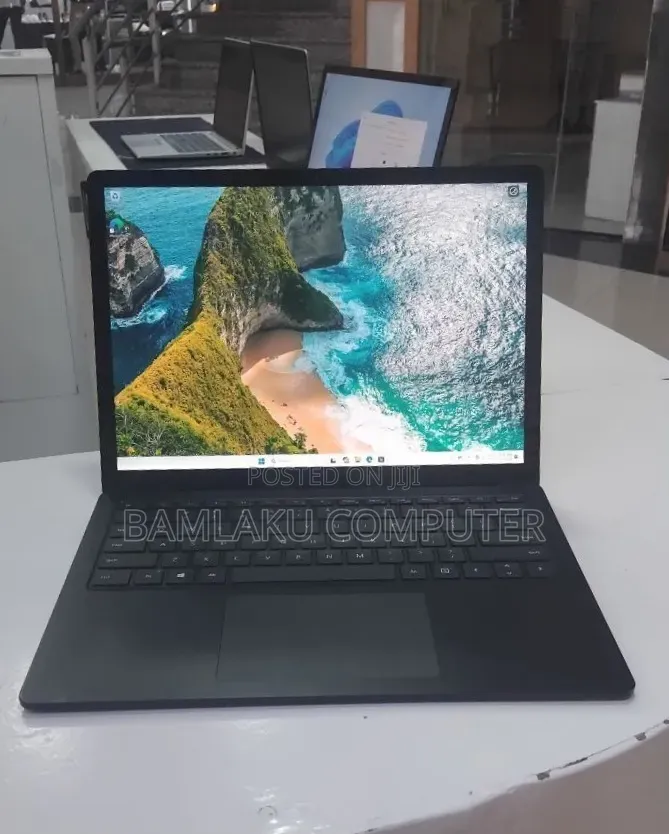 New Laptop Microsoft Surface Laptop 3 8GB Intel Core i5 SSD 256GB