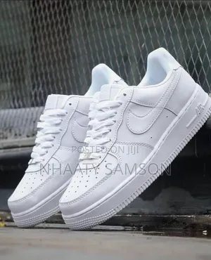 Nike Air Force 1