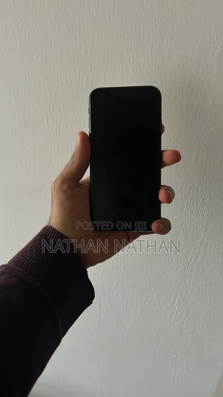 Apple iPhone XR 64 GB Black