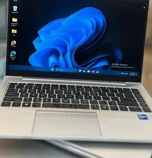 New Laptop HP EliteBook 840 G8 16GB Intel Core i5 SSD 512GB