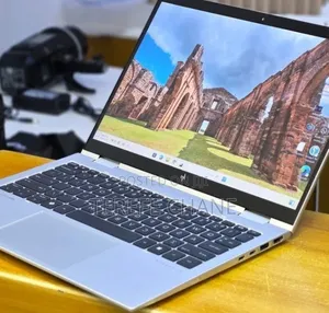New Laptop HP Elitebook 830 G11 16GB Intel Core i7 SSD 512GB