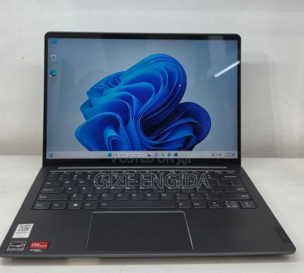 New Laptop Lenovo Ideapad 3 16GB AMD Ryzen 5 SSD 512GB