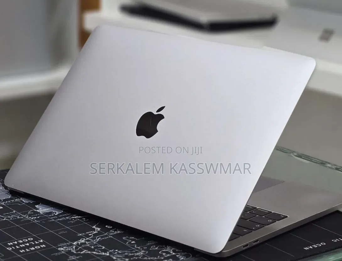 New Laptop Apple MacBook Pro 2019 16GB Intel Core i7 SSD 512GB