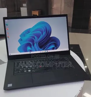 New Laptop Lenovo 16GB Intel Core i7 SSD 512GB