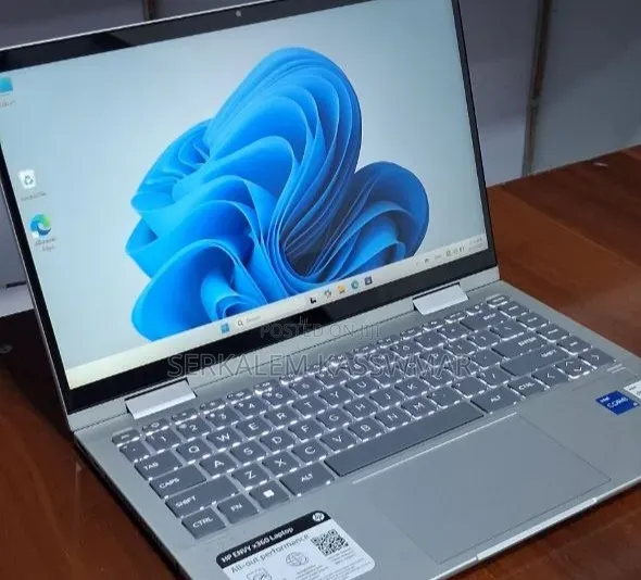 New Laptop HP Envy x360 8GB Intel Core i5 SSD 512GB