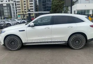 Mercedes-Benz EQC EQC400 4MATIC 2023 White