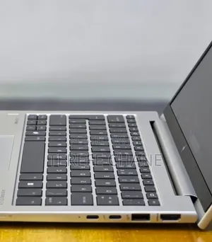New Laptop HP Elitebook 830 G11 16GB Intel Core Ultra 7 SSD 512GB