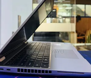 New Laptop Dell Precision 3581 16GB Intel Core i7 SSD 1T