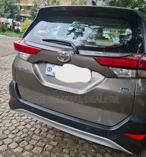 Toyota Rush 2022 Brown