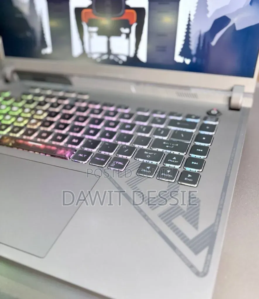 New Laptop Asus ROG Strix G16 16GB Intel Core i9 SSD 1T
