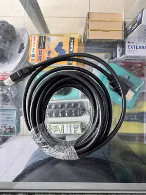 የ5 ሜትር ከፍተኛ ፍጥነት ያለው የቪጂኤ ገመድ 5M High Quality VGA Cable 5 ሜትር
