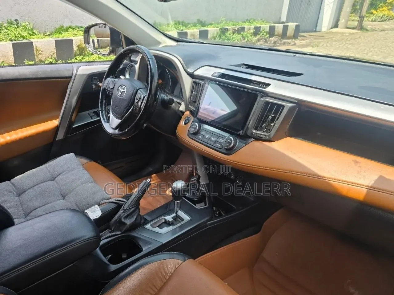 Toyota RAV4 2018 Brown