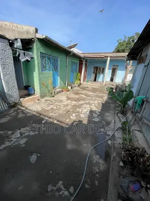 Furnished 3bdrm Villa in Old Villa, Yeka for sale