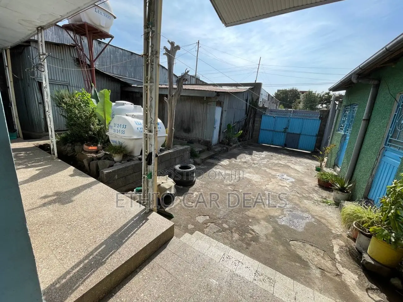 Furnished 3bdrm Villa in Old Villa, Yeka for sale