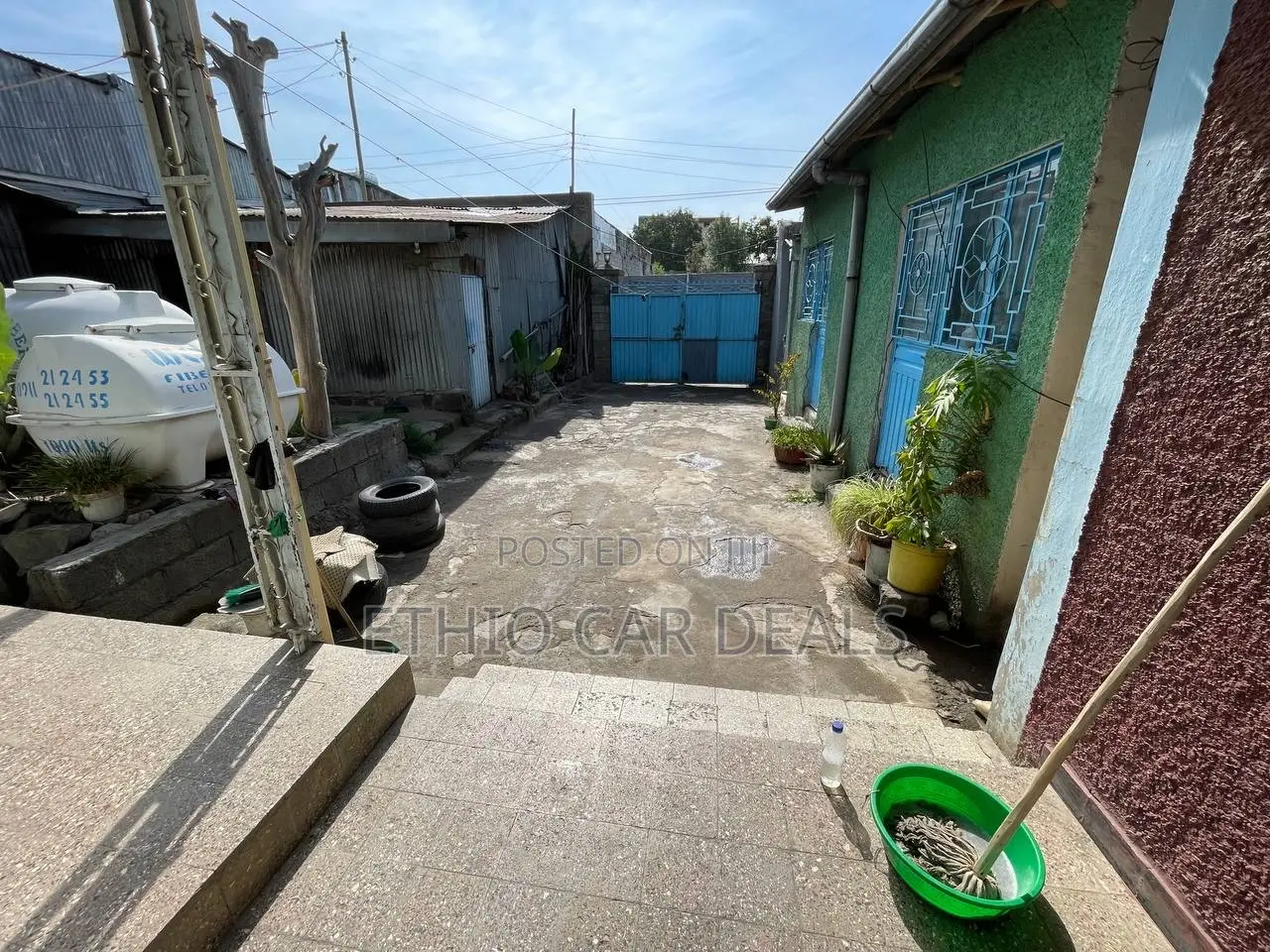 Furnished 3bdrm Villa in Old Villa, Yeka for sale