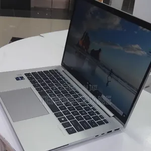New Laptop HP EliteBook 840 10 16GB Intel Core i7 SSD 512GB