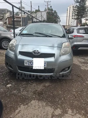Toyota Yaris 2009 Gray