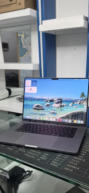 New Laptop Apple MacBook Pro 2021 M1 16GB Apple M1 SSD 512GB