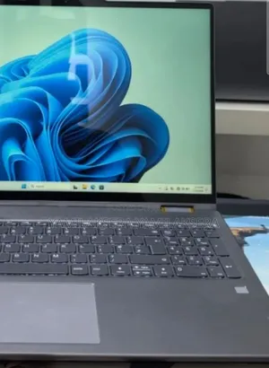 New Laptop Lenovo Yoga 7i 16GB AMD Ryzen 7 SSD 512GB
