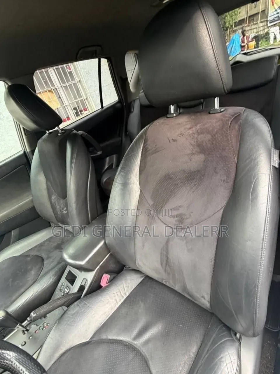 Toyota RAV4 2011 Brown
