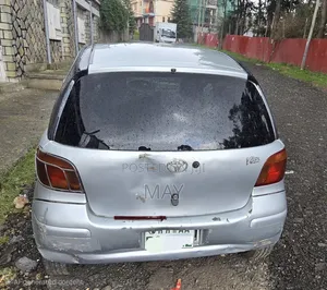 Toyota Vitz 1.0 FWD 3dr 2002 Silver