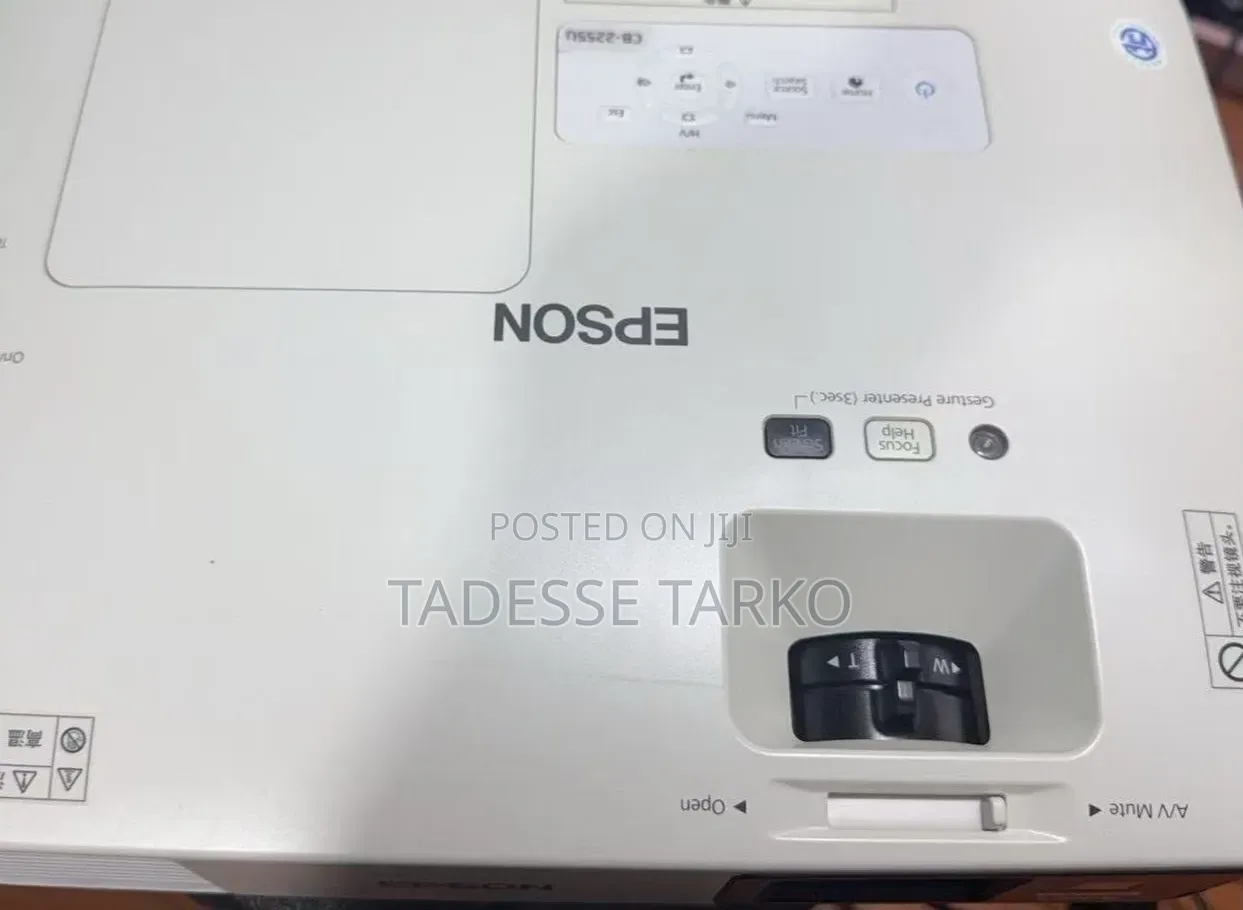 Epson Ec-2255u Projector