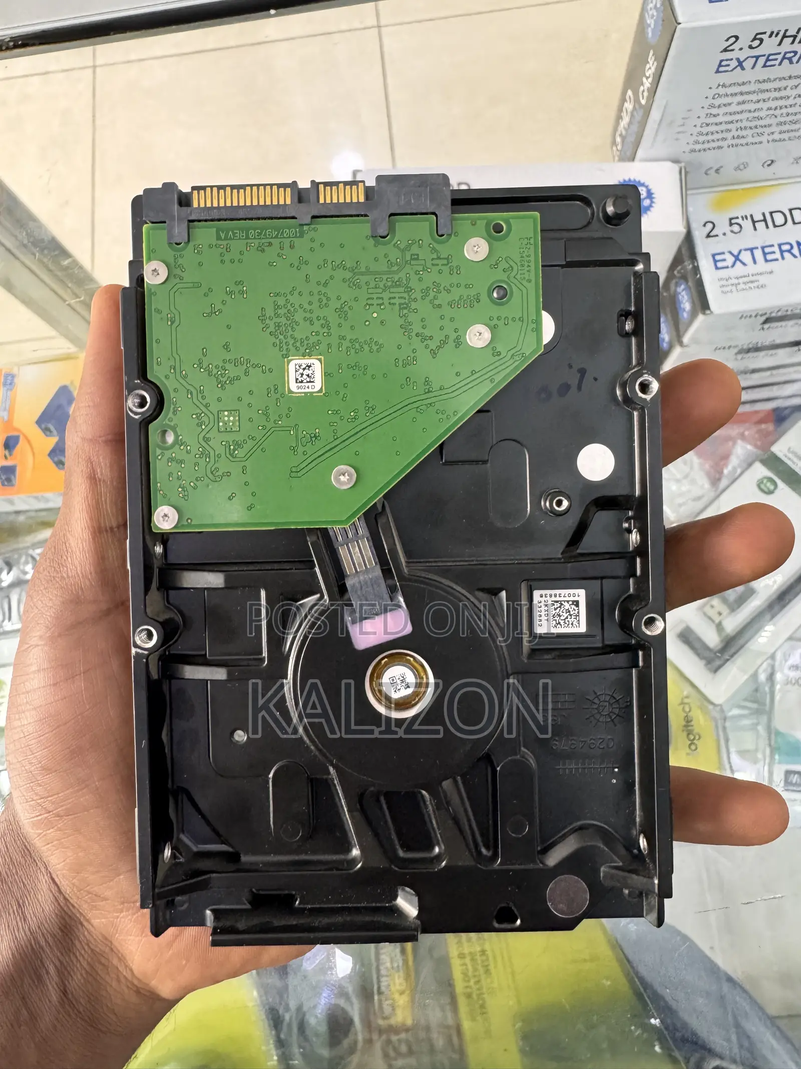 የ 1 ቴራባይት ዴስክቶፕ ሃርድ ዲስክ Seagate 1TB 3.5" SATA Desktop Hard Drive
