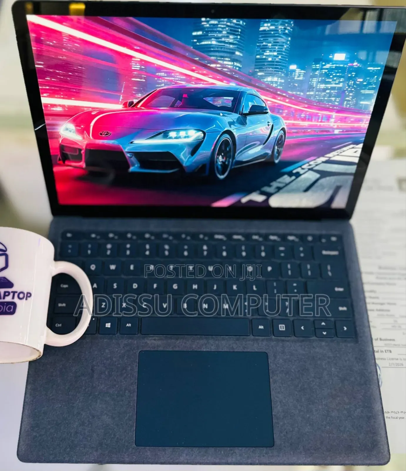 New Laptop Microsoft Surface 8GB Intel Core i5 SSD 256GB