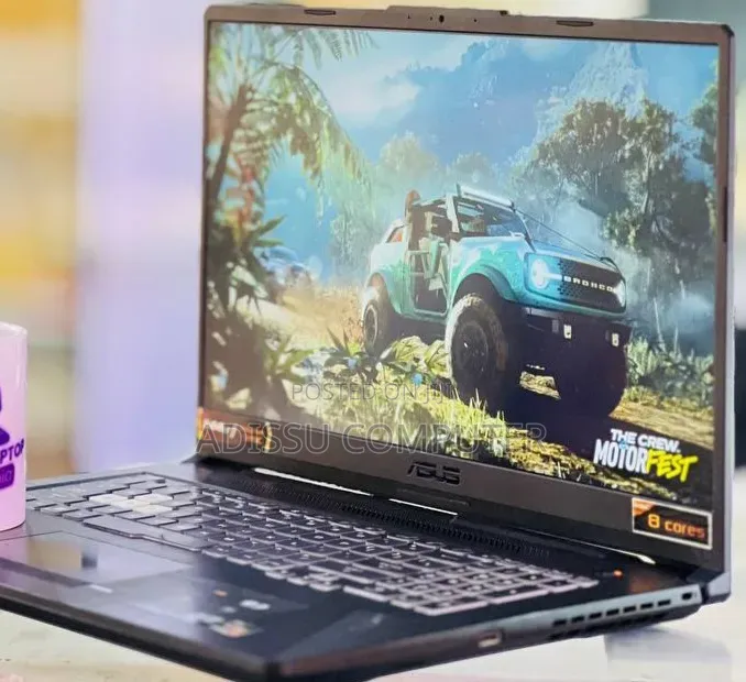 New Laptop Asus ROG Strix G17 16GB Intel Core i7 SSD 512GB