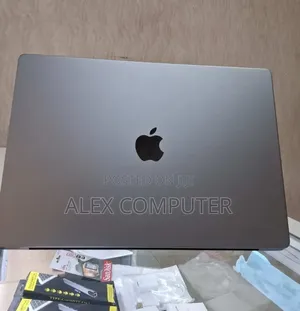 New Laptop Apple MacBook Pro 2021 M1 16GB Apple M1 Pro SSD 1T