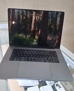 New Laptop Apple MacBook Pro 2021 M1 16GB Apple M1 Pro SSD 1T