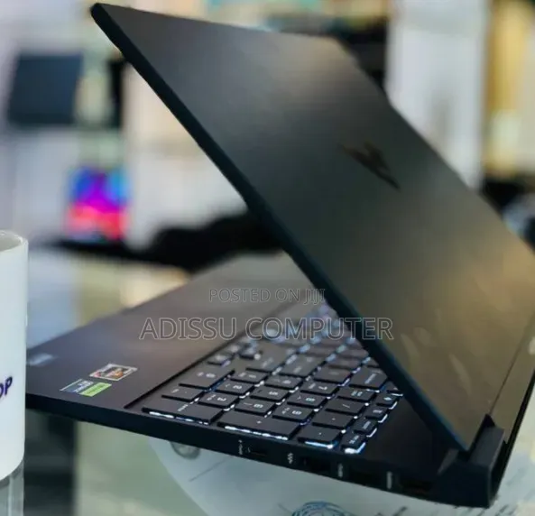 New Laptop HP Victus 15 16GB AMD Ryzen 9 SSD 1T